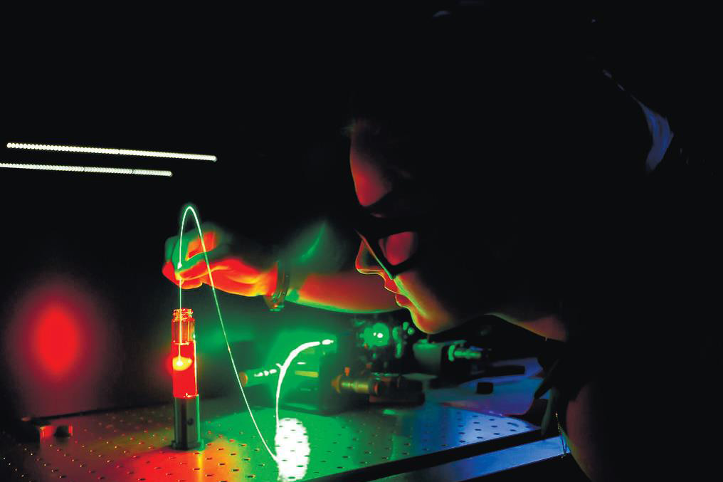 Laser and Fiber Optic Systems Laser and Fiber Optic Systems